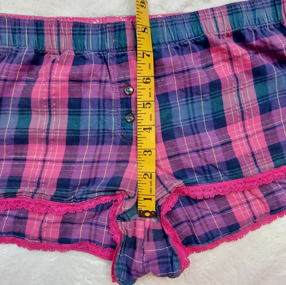 3/$20 Victoria's Secret Pink Purple Plaid Mid Rise Short Pajama Shorts Size S - Picture 4 of 9